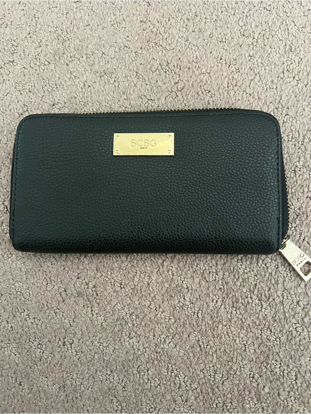 BCBG Black Pebbled Zip Wallet with Gold Plaque